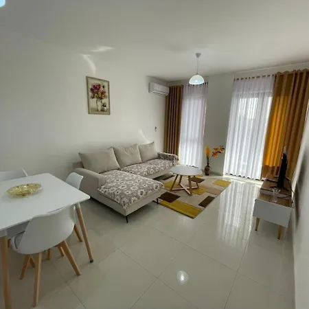 Apartment Farmacia10 *